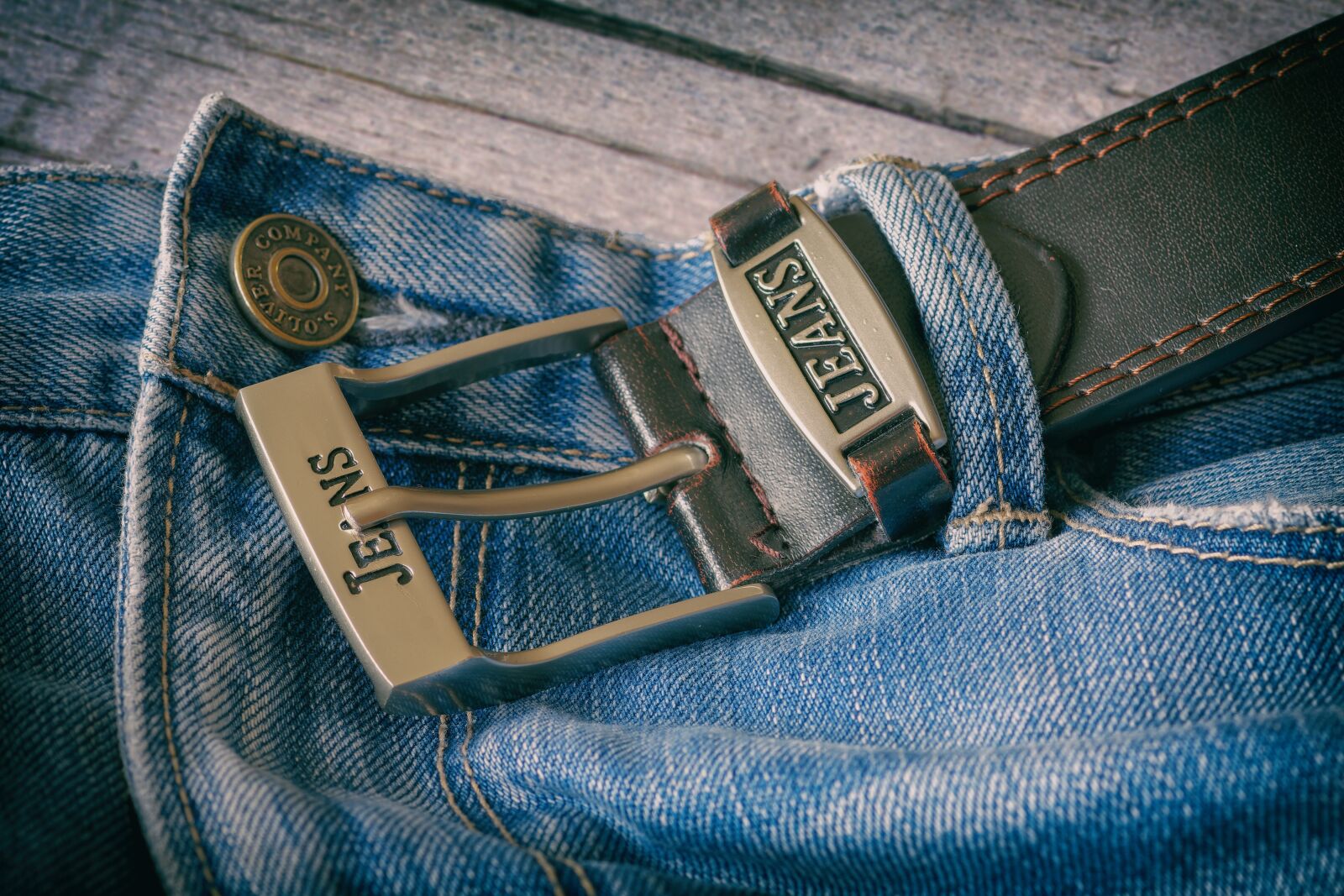Nikon D7200 sample photo. Jeans, belts, camera photography