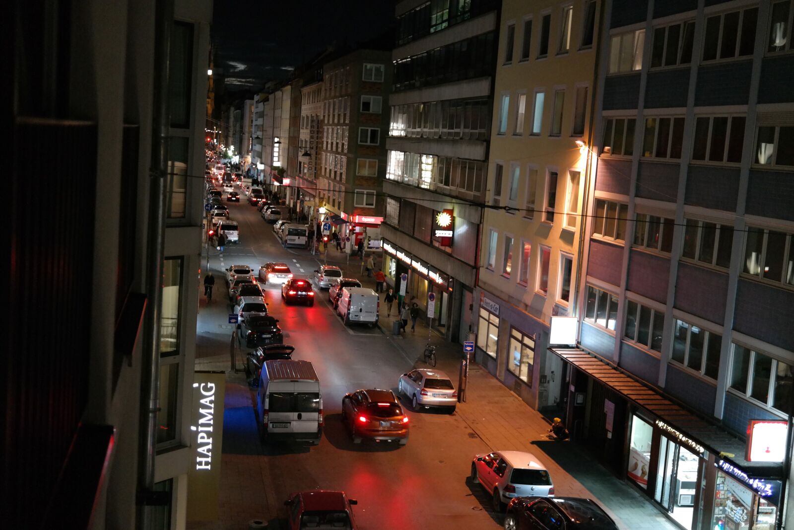 Samsung NX300 sample photo. Munich, street photography