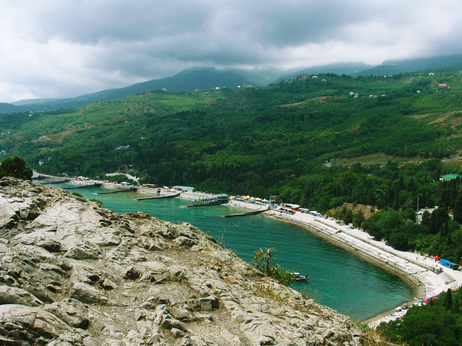 Sony Cyber-shot DSC-H10 sample photo. Clouds, crimea, mountains, nature photography