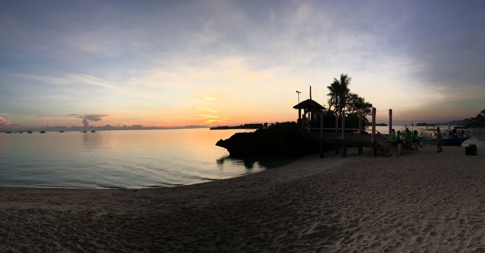 iPhone 6s back camera 4.15mm f/2.2 sample photo. Boracay, ocean, beach photography