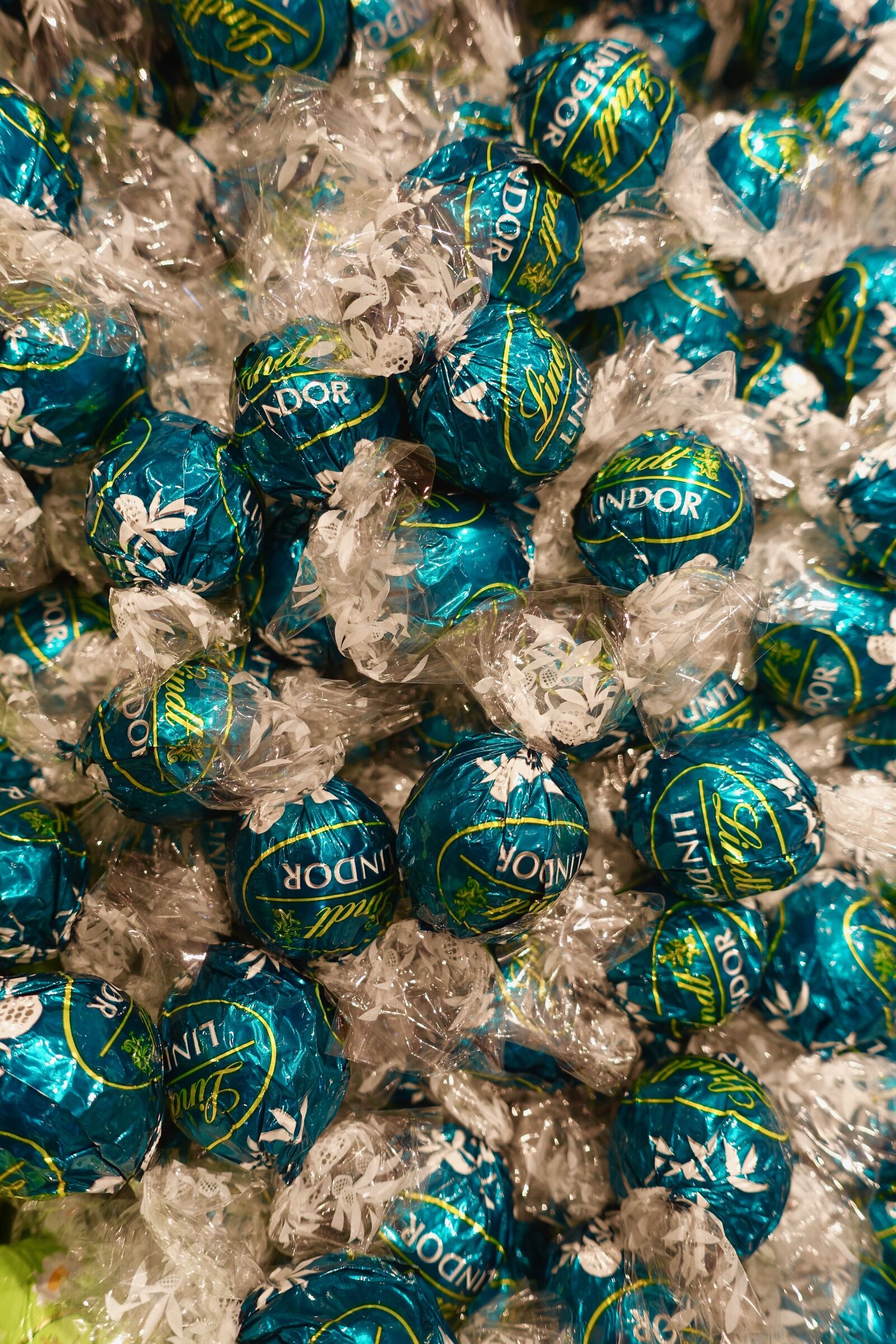 Sony Cyber-shot DSC-RX100 III sample photo. Sweets, chocolate, candy photography