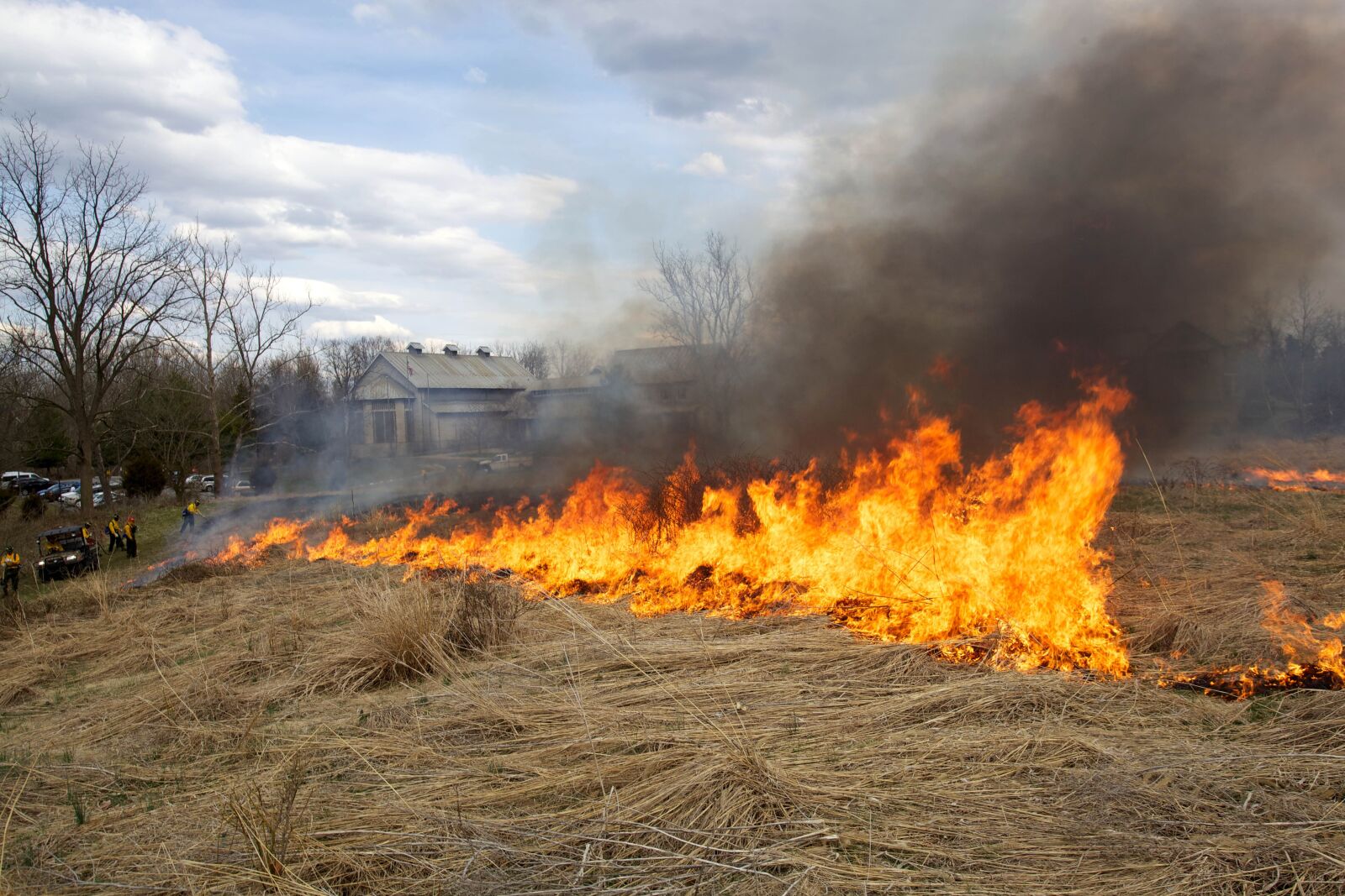 Canon EOS 5D Mark II sample photo. Fire, burn, urban area photography