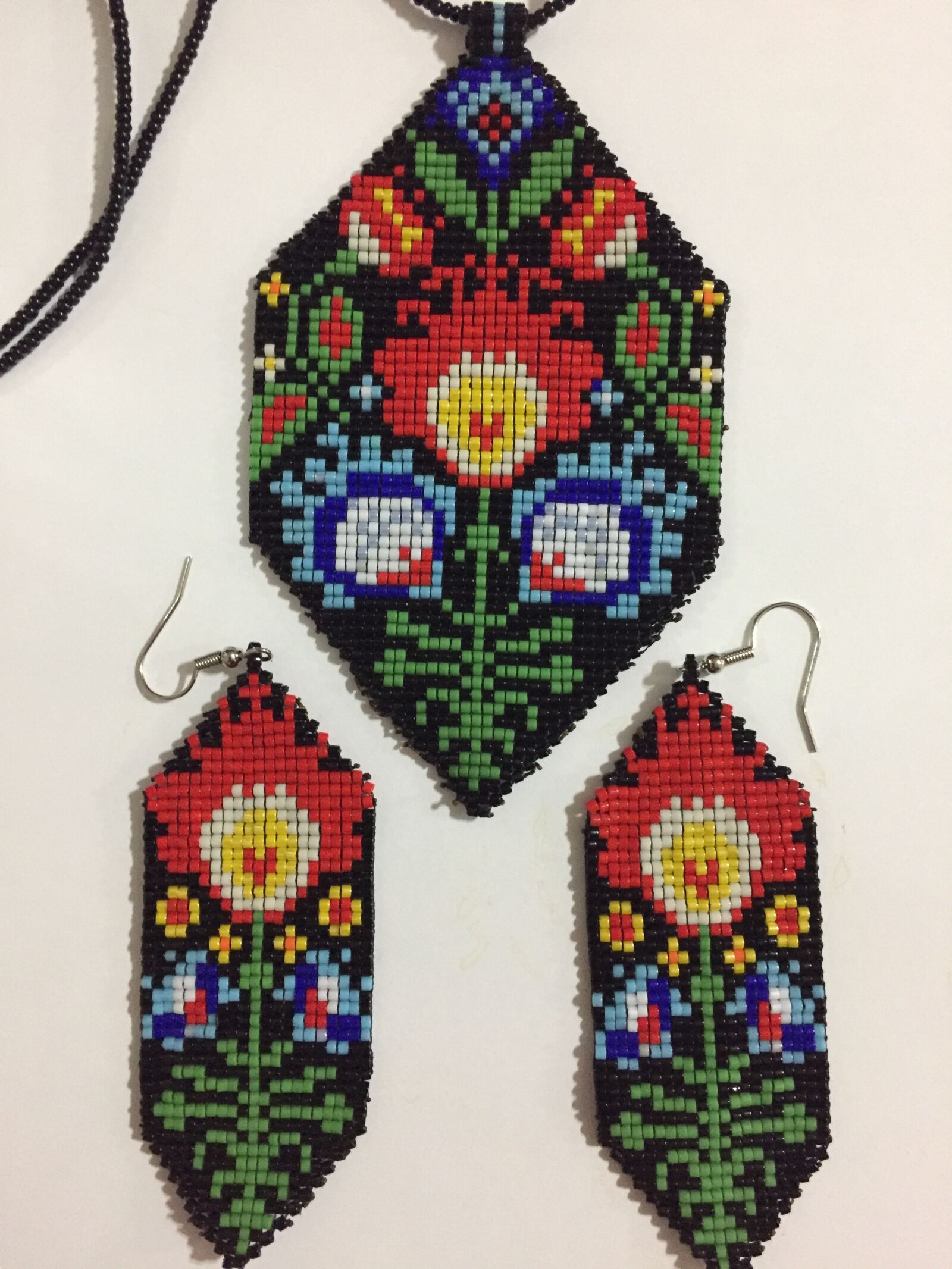 Apple iPhone 6 sample photo. Jewelry, set, necklace photography