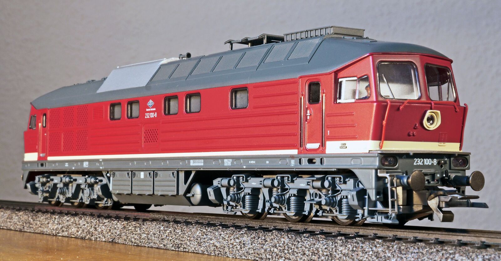 Panasonic Lumix DMC-GH3 sample photo. Diesel locomotive, model, scale photography