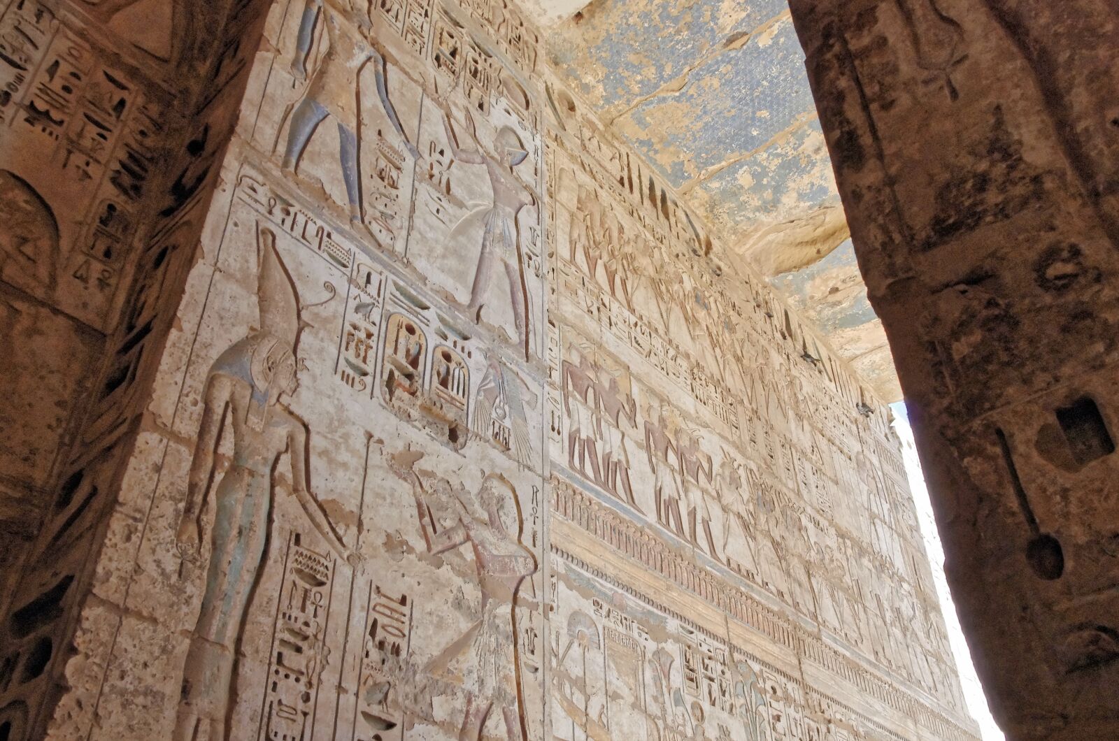 Pentax K-5 sample photo. Egypt, thebes, medinet-habu photography