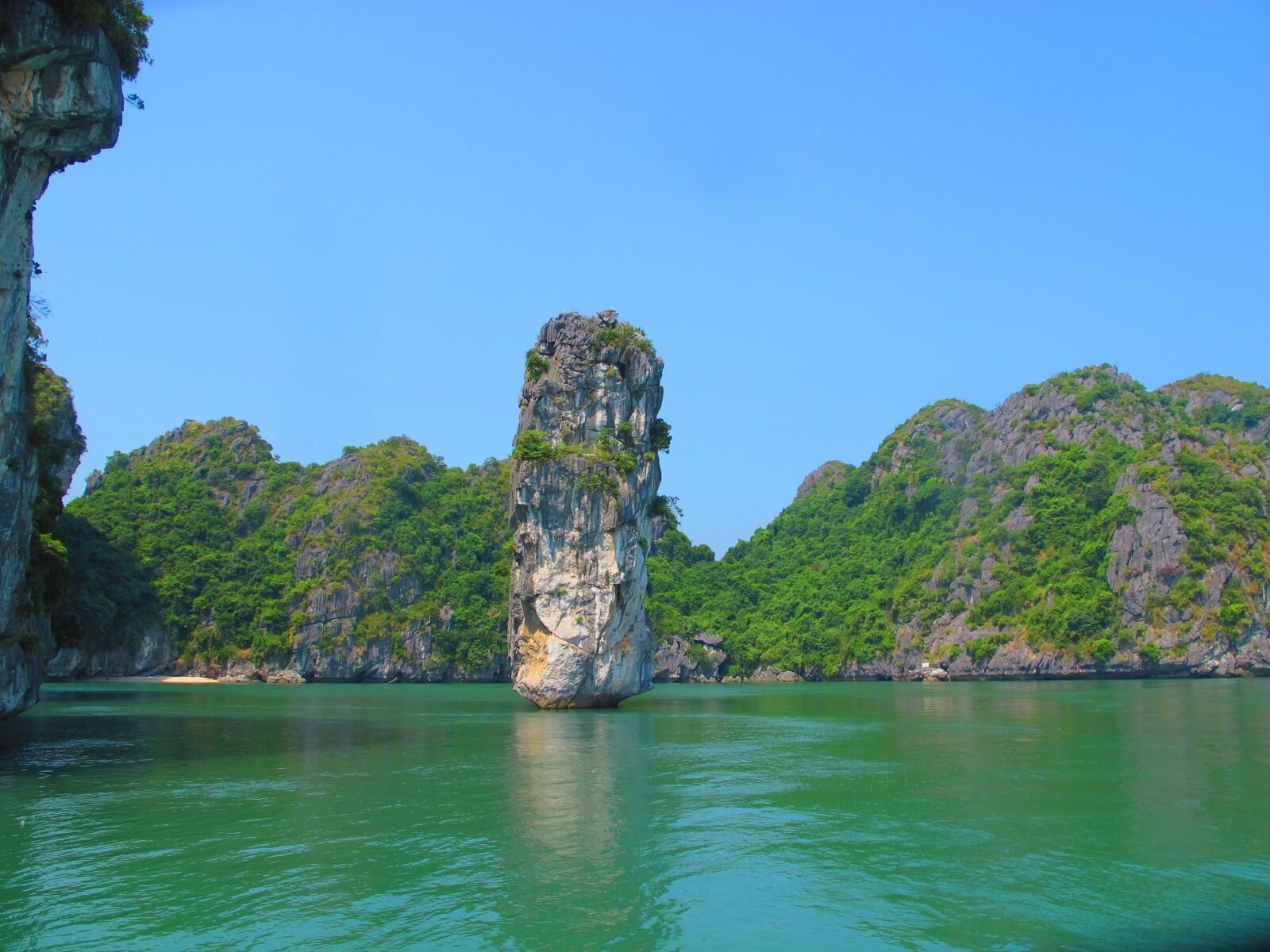 Canon PowerShot G12 sample photo. Limestone, karst, sedimentary photography
