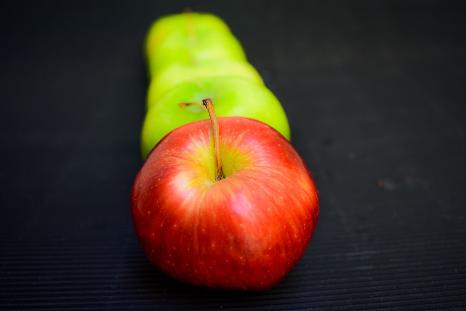 Nikon D3400 sample photo. Apple, healthy, delicious photography