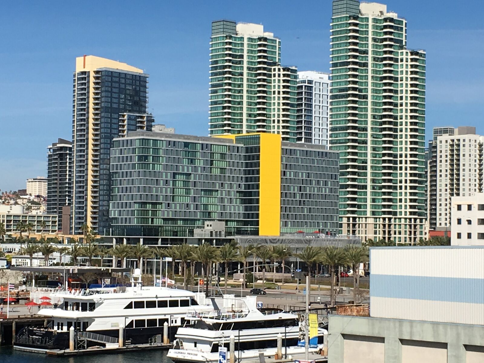Apple iPhone 6s sample photo. City, waterfront, skyline photography