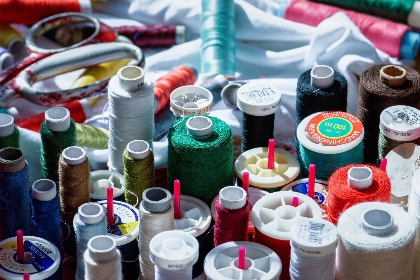 Nikon D7200 sample photo. Sewing thread, thread, sew photography
