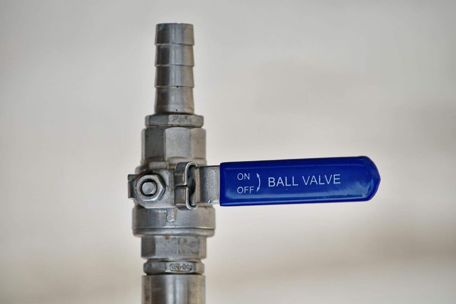 Nikon D5500 sample photo. Faucet, object, plumbing, stainless photography