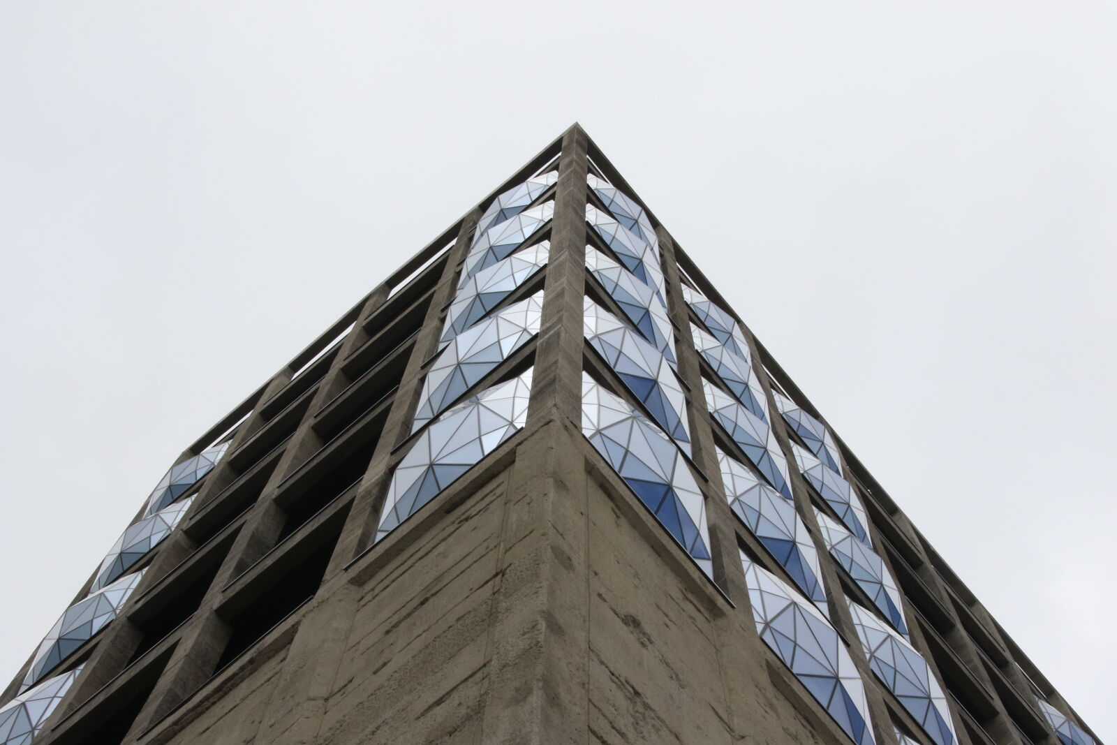 Canon EOS 7D Mark II sample photo. Architecture, concrete, contemporary, engineering photography