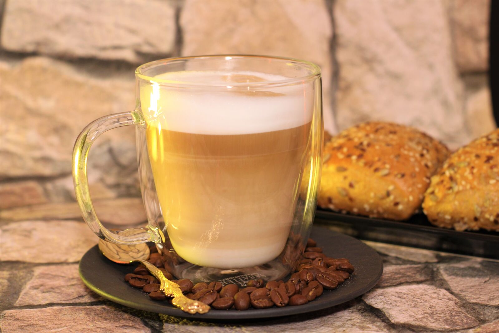 Canon EOS 2000D (EOS Rebel T7 / EOS Kiss X90 / EOS 1500D) sample photo. Coffee, cream, iced coffee photography