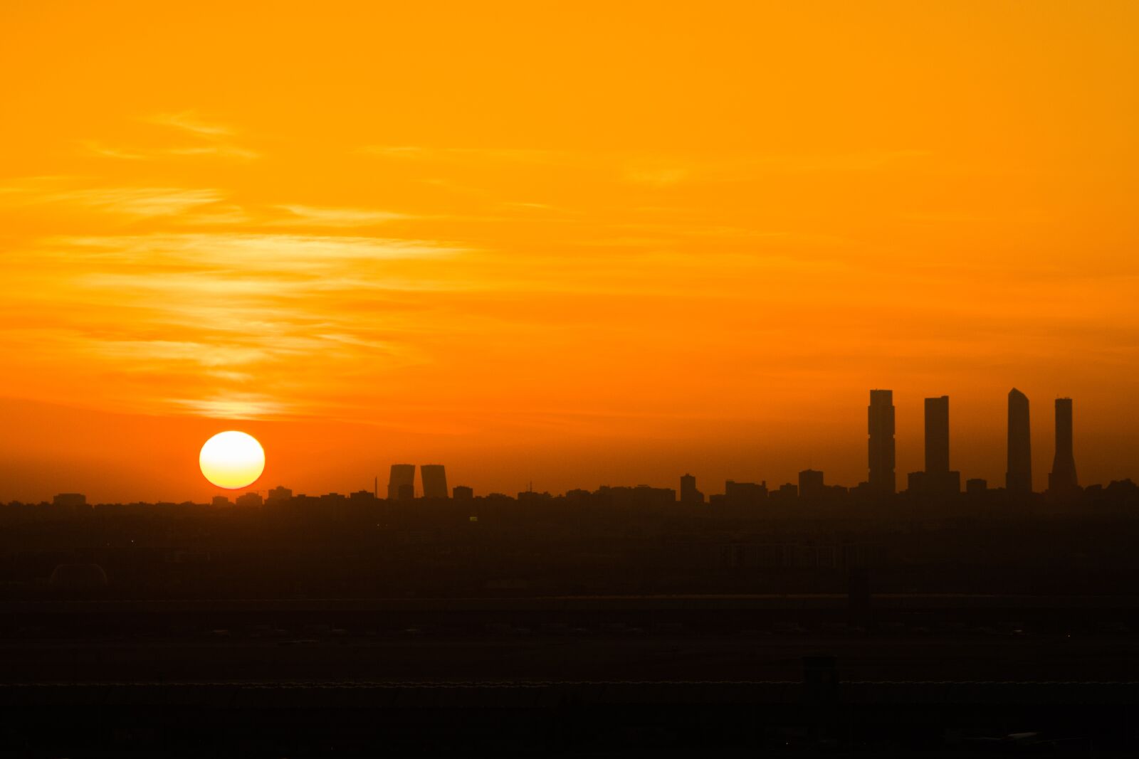 Nikon D3300 sample photo. Madrid, skyline, skyscraper photography