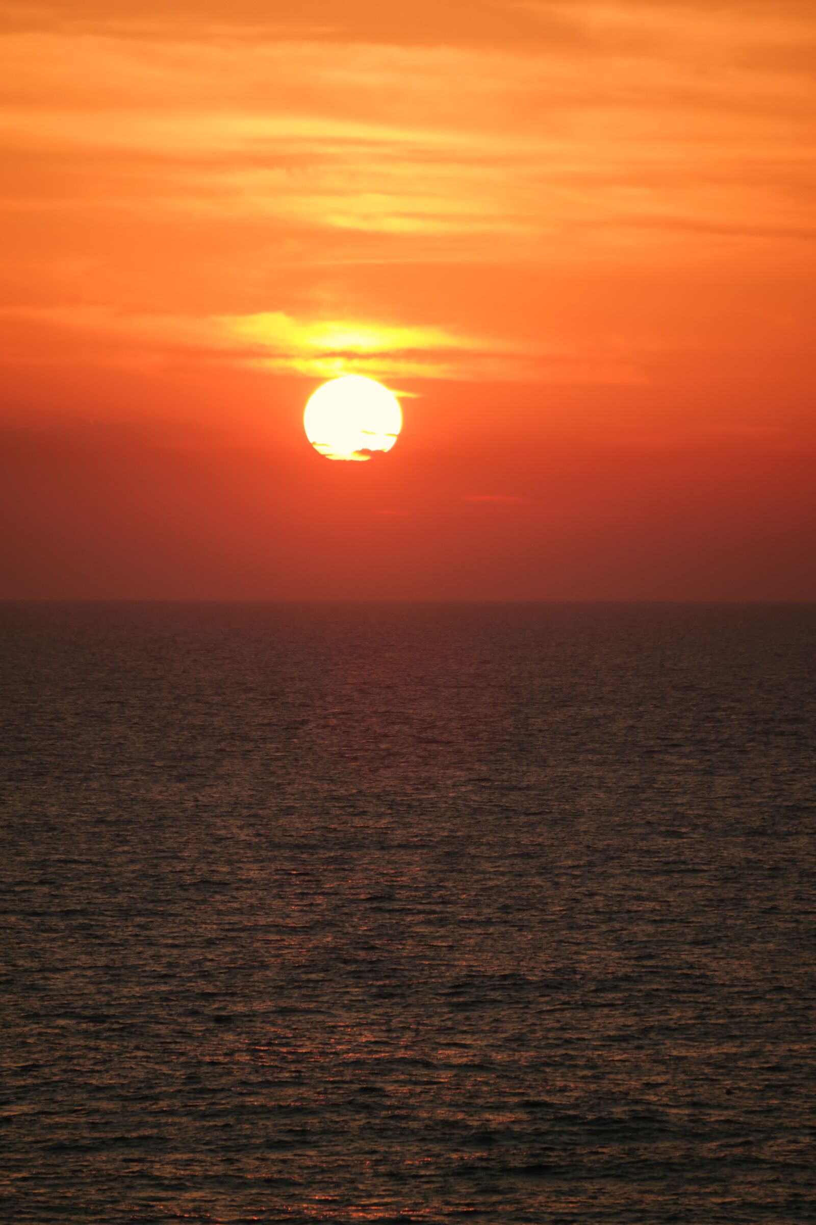 Samsung NX30 + NX 50-200mm F4-5.6 sample photo. Sunset, sea, abendstimmung photography