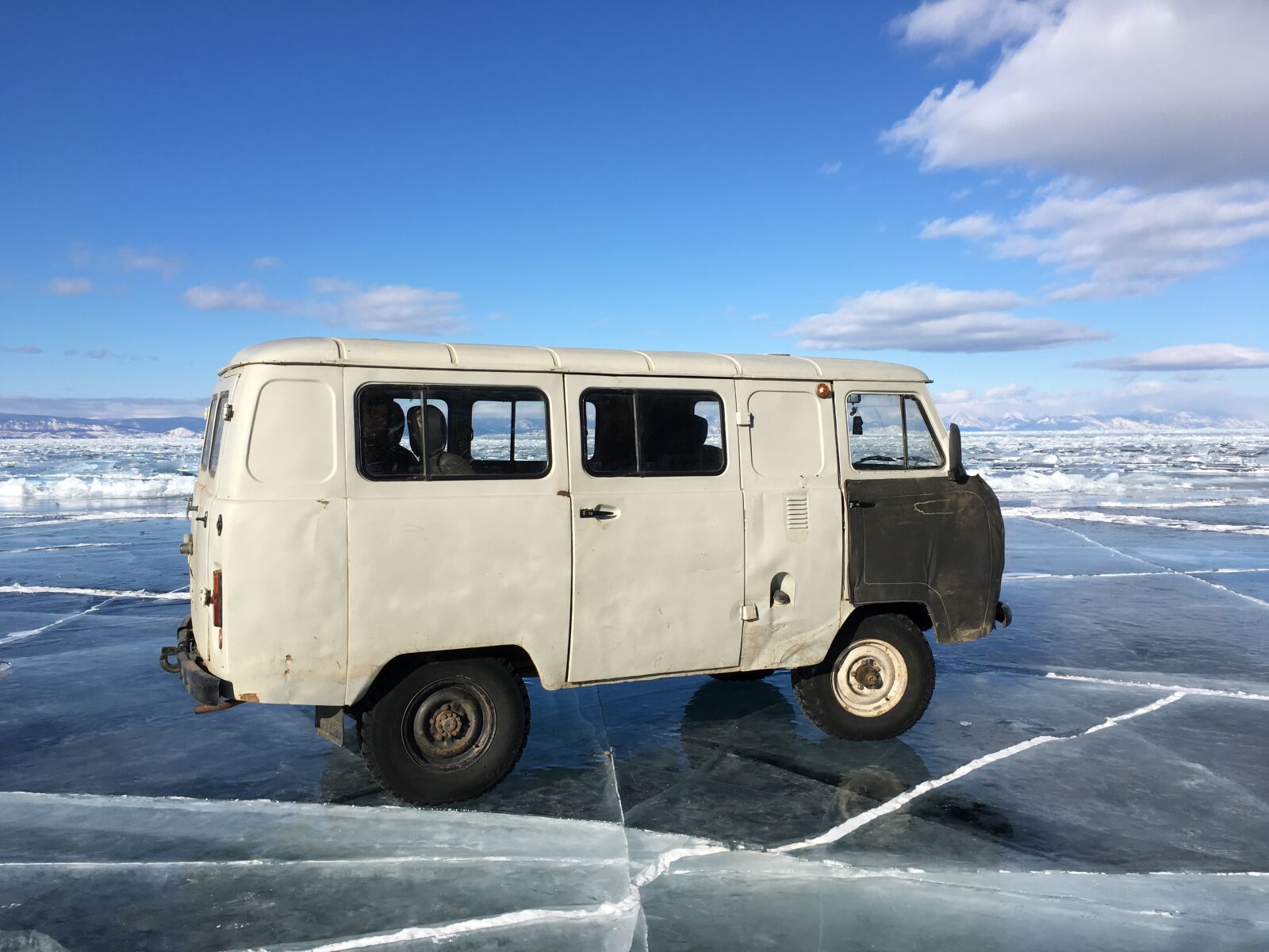 Apple iPhone 6s sample photo. Russia, lake baikal, mini photography