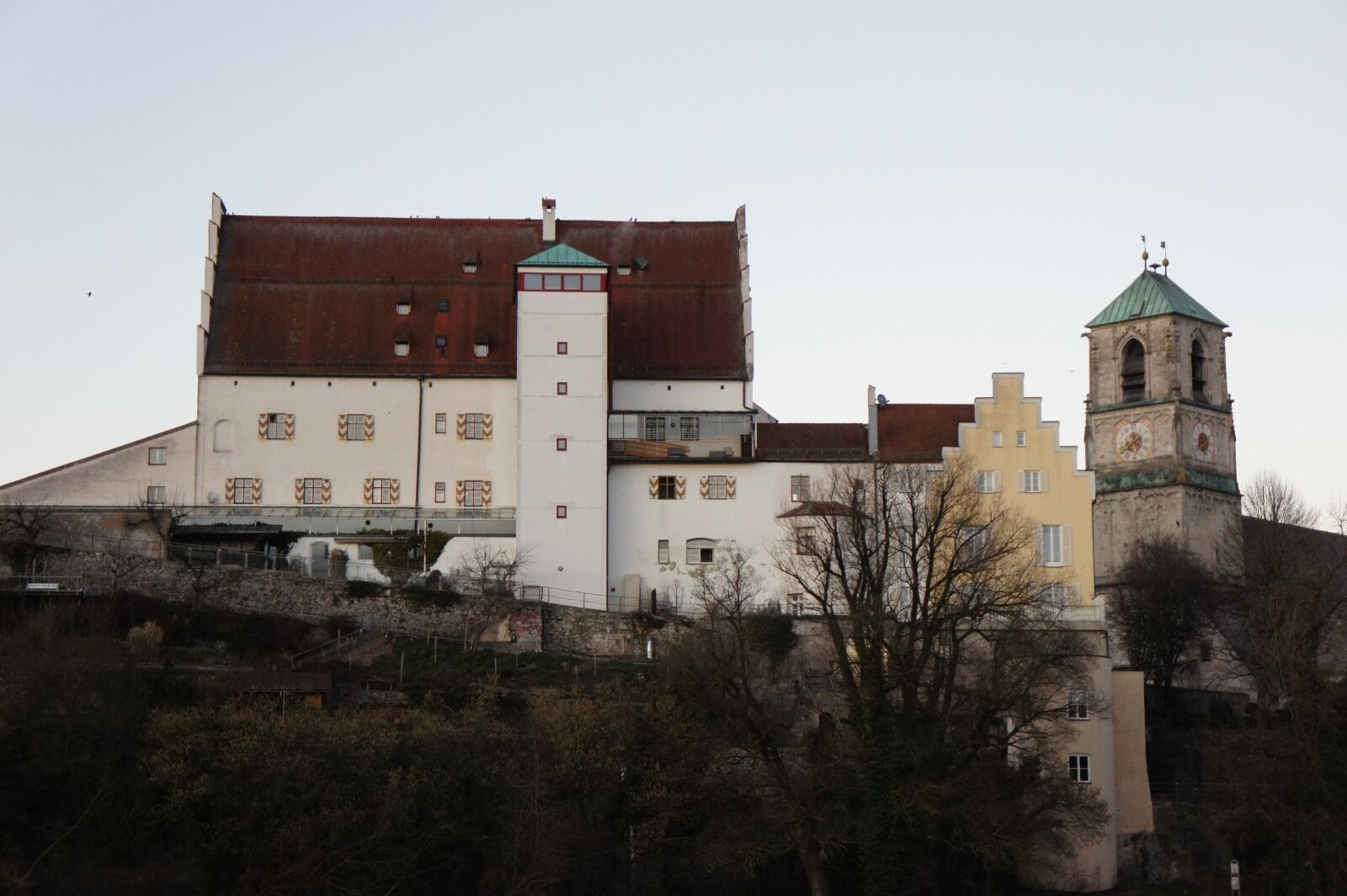 Sony Alpha NEX-5 sample photo. Houses, wasserburg, inn photography