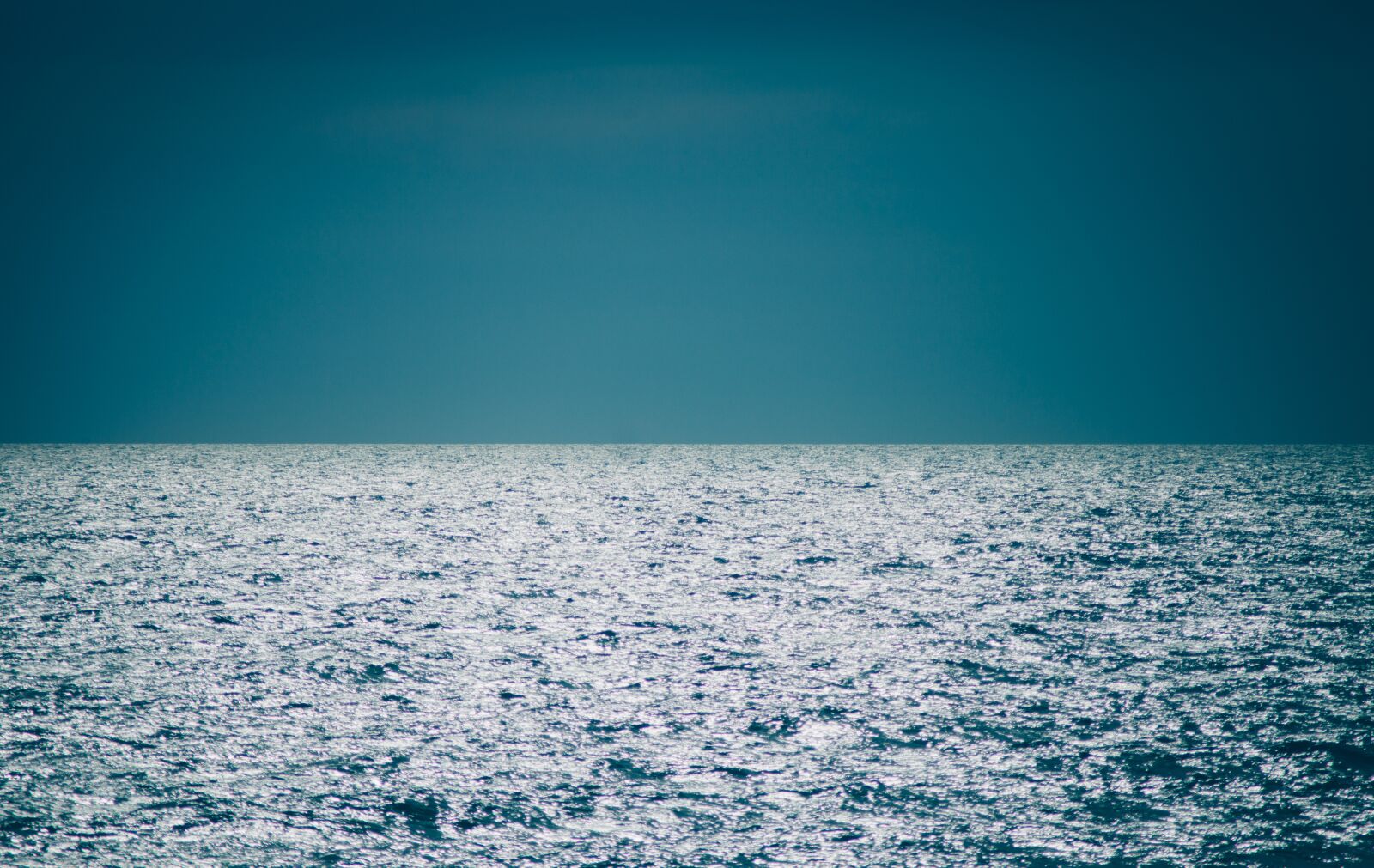 Canon EOS 5D Mark II sample photo. Beach, dawn, daylight photography