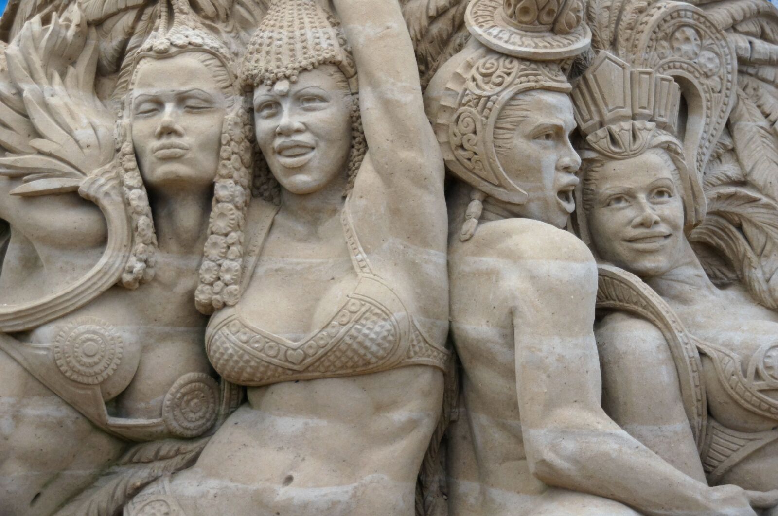 Sony Alpha DSLR-A580 sample photo. Sand sculptures, sand, sculpture photography