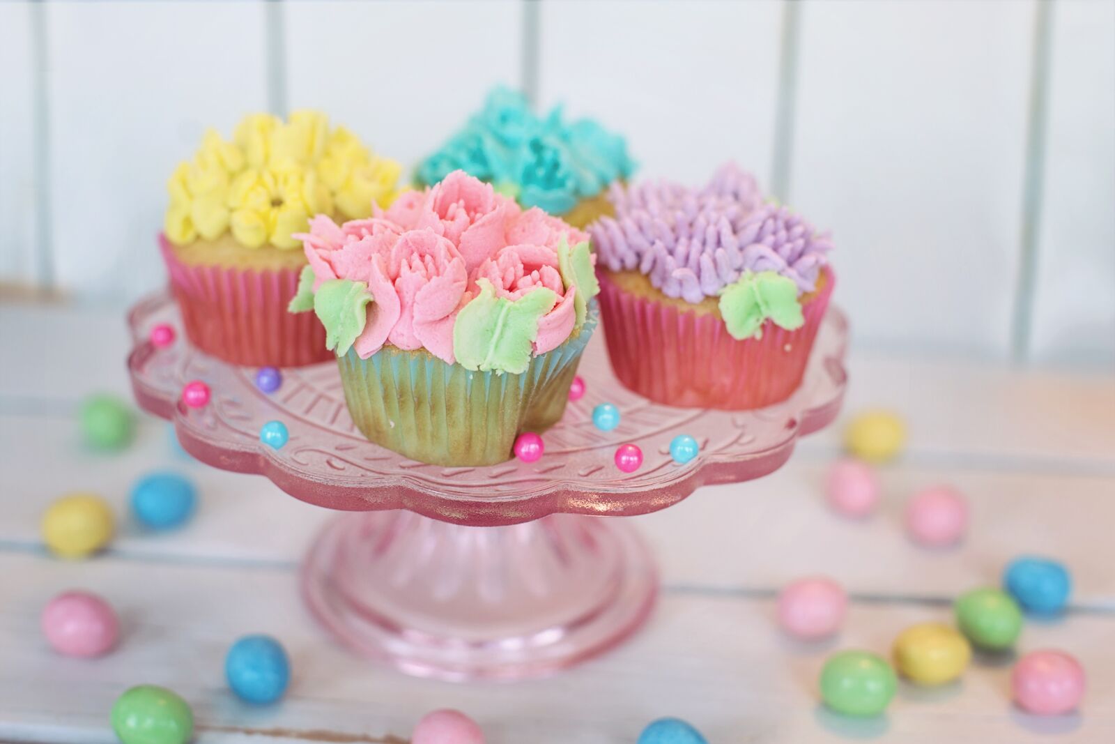 Canon EF 50mm F1.4 USM sample photo. Cupcakes, floral, pastel photography