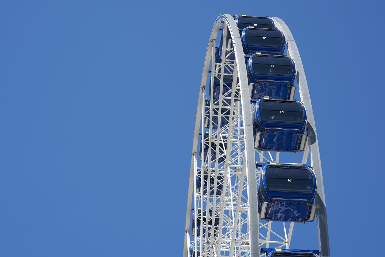 Sony FE 90mm F2.8 Macro G OSS sample photo. Ferris wheel, sky, carousel photography