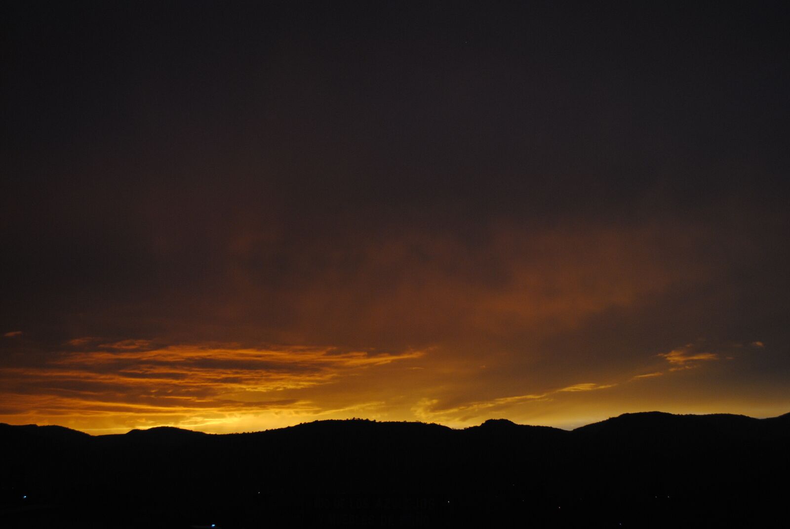 Nikon D3000 sample photo. Tlapa de comonfort, dusk photography