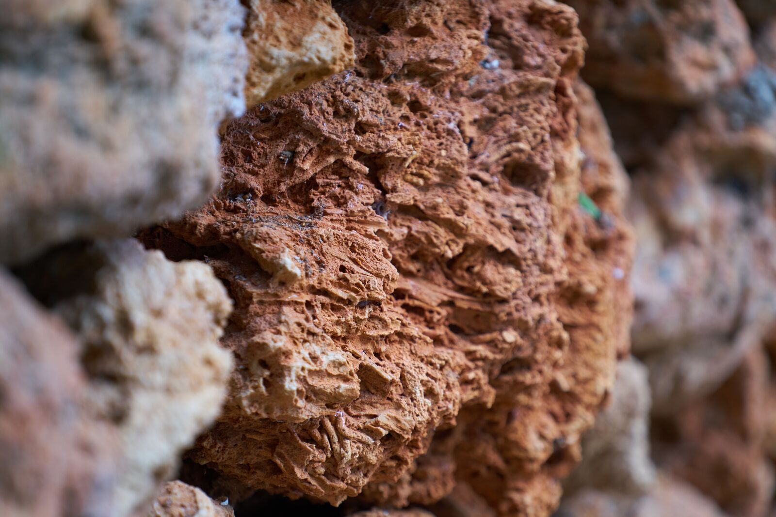 Sony FE 70-200mm F4 G OSS sample photo. Stone, wall, kennedy photography