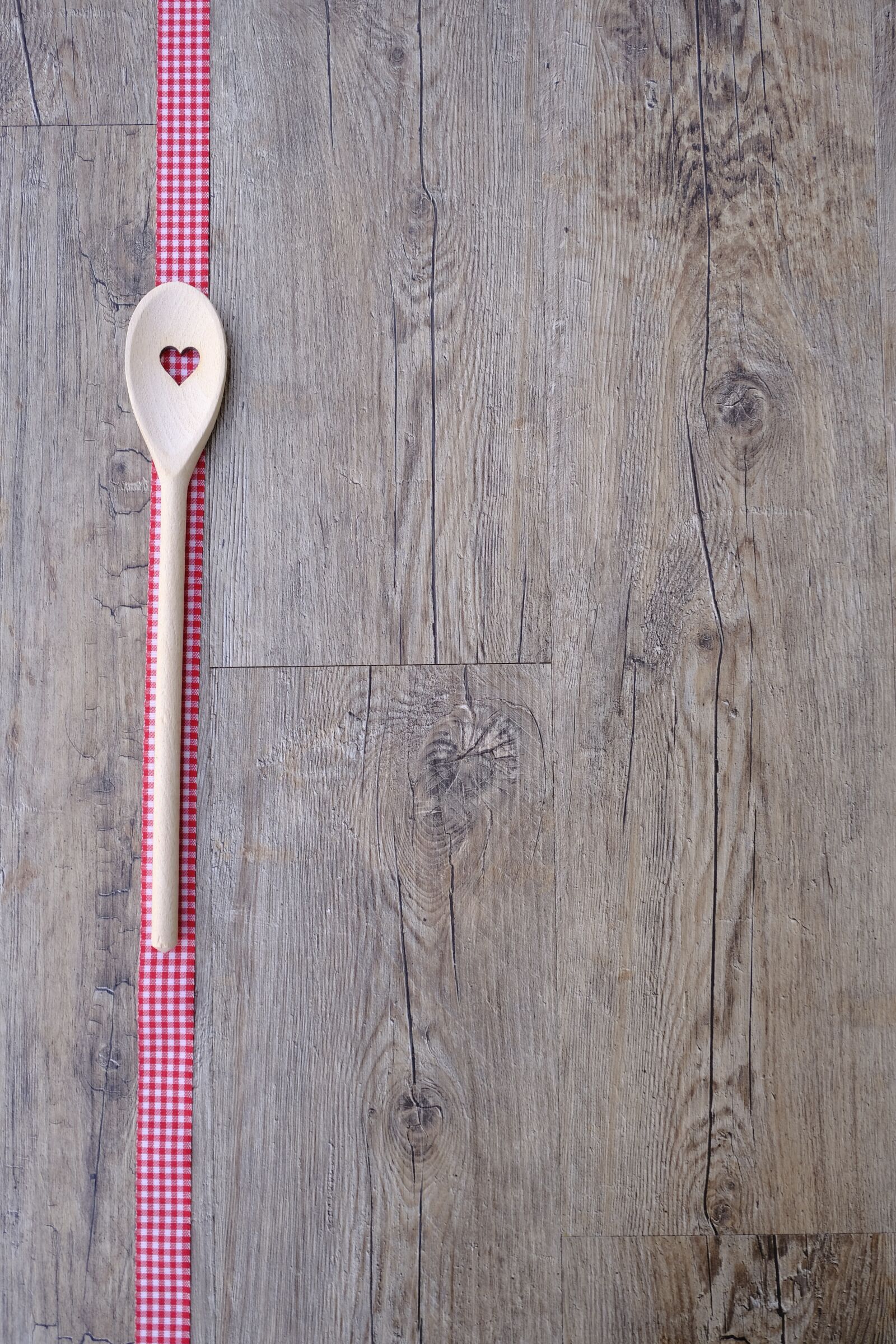 Fujifilm XF 18-55mm F2.8-4 R LM OIS sample photo. Spoon, wooden spoon, cutlery photography