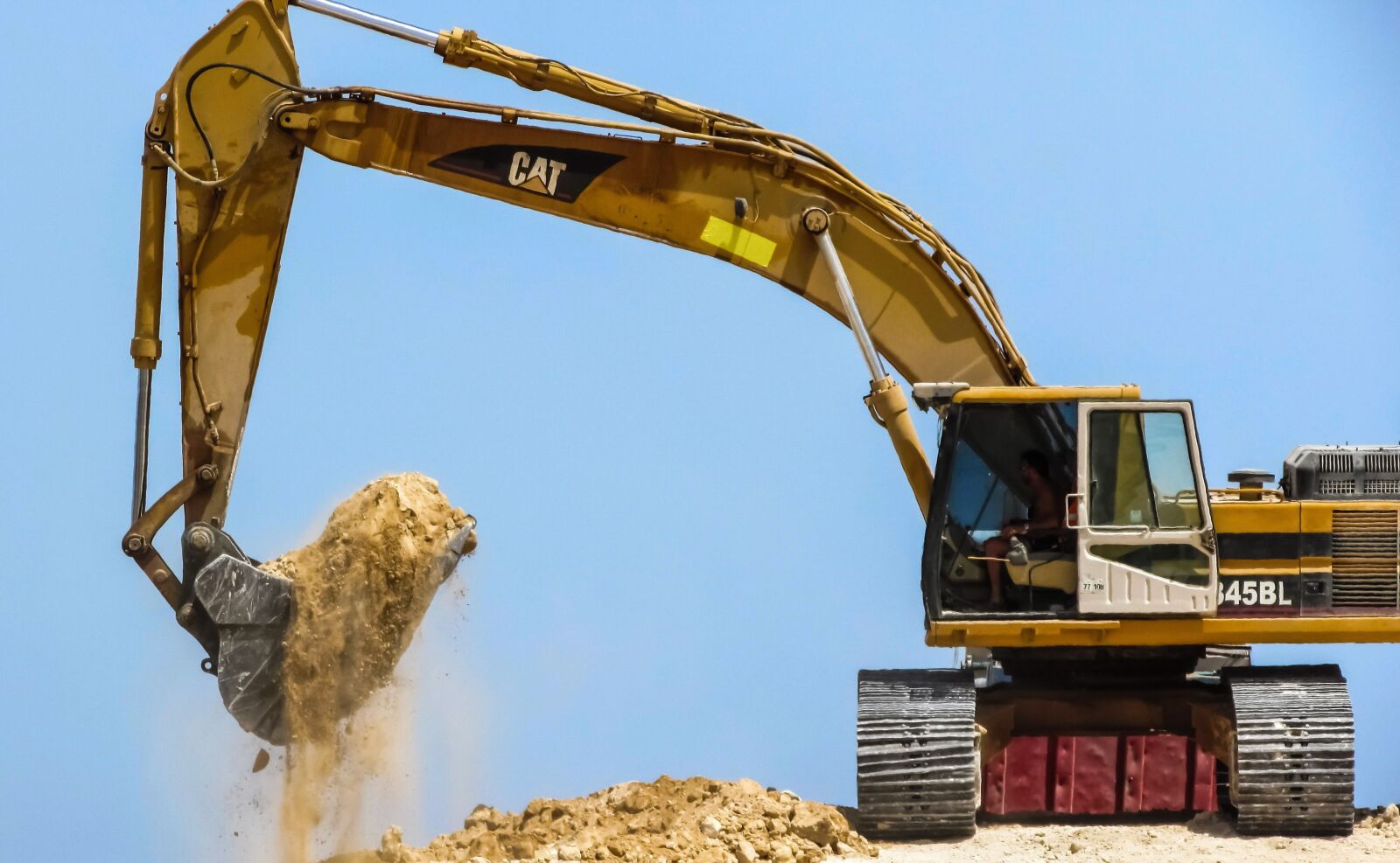 Canon PowerShot SX400 IS sample photo. Excavator, heavy machine, equipment photography