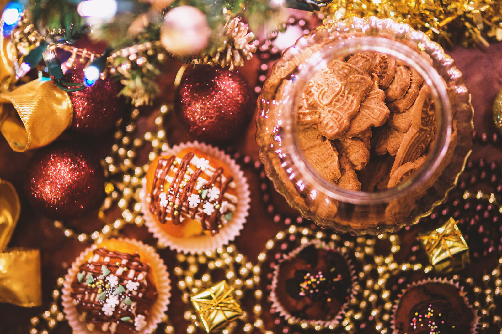 Canon EOS 6D + Sigma 85mm F1.4 EX DG HSM sample photo. Christmas, cookies photography