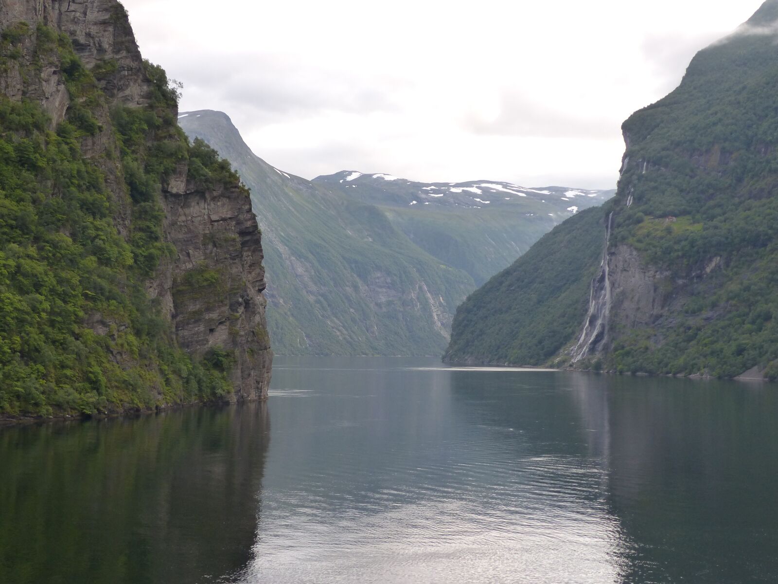 Panasonic Lumix DMC-FZ200 sample photo. Fjords, norway, mountains photography