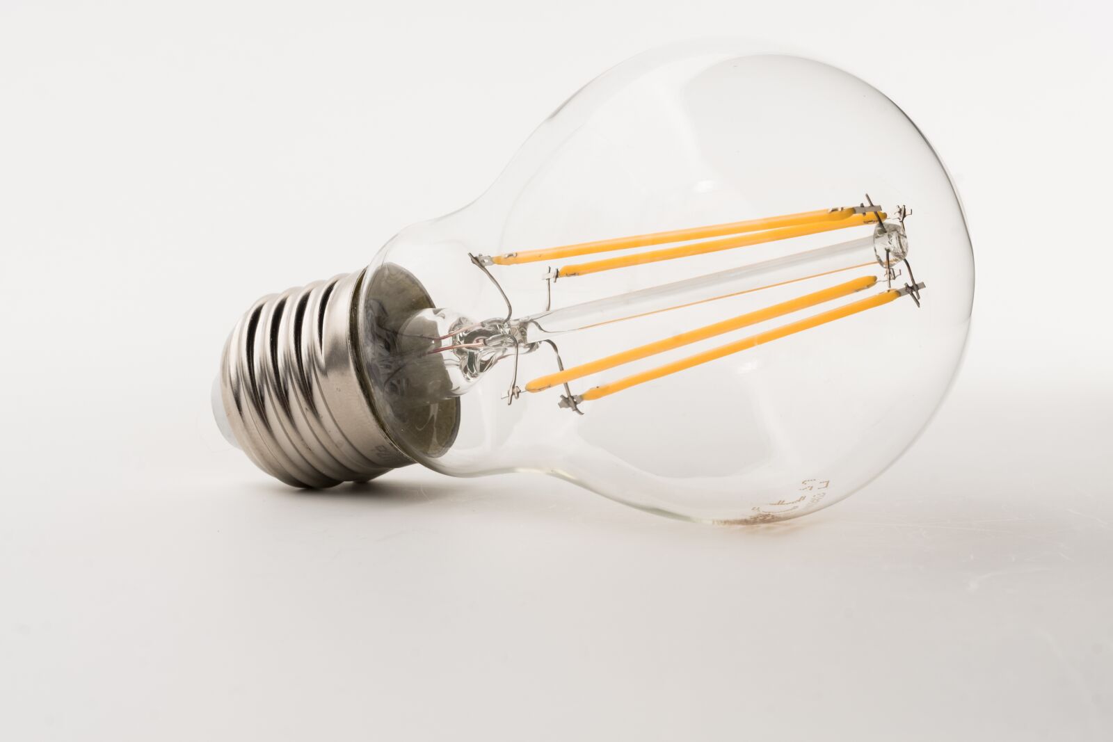 Fujifilm X-T2 + Fujifilm XF 80mm F2.8 R LM OIS WR Macro sample photo. Bulbs, light bulb, lamp photography