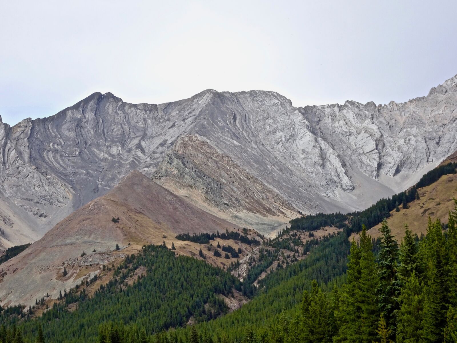 Sony Cyber-shot DSC-HX90V sample photo. Landscape, mountains, nature photography
