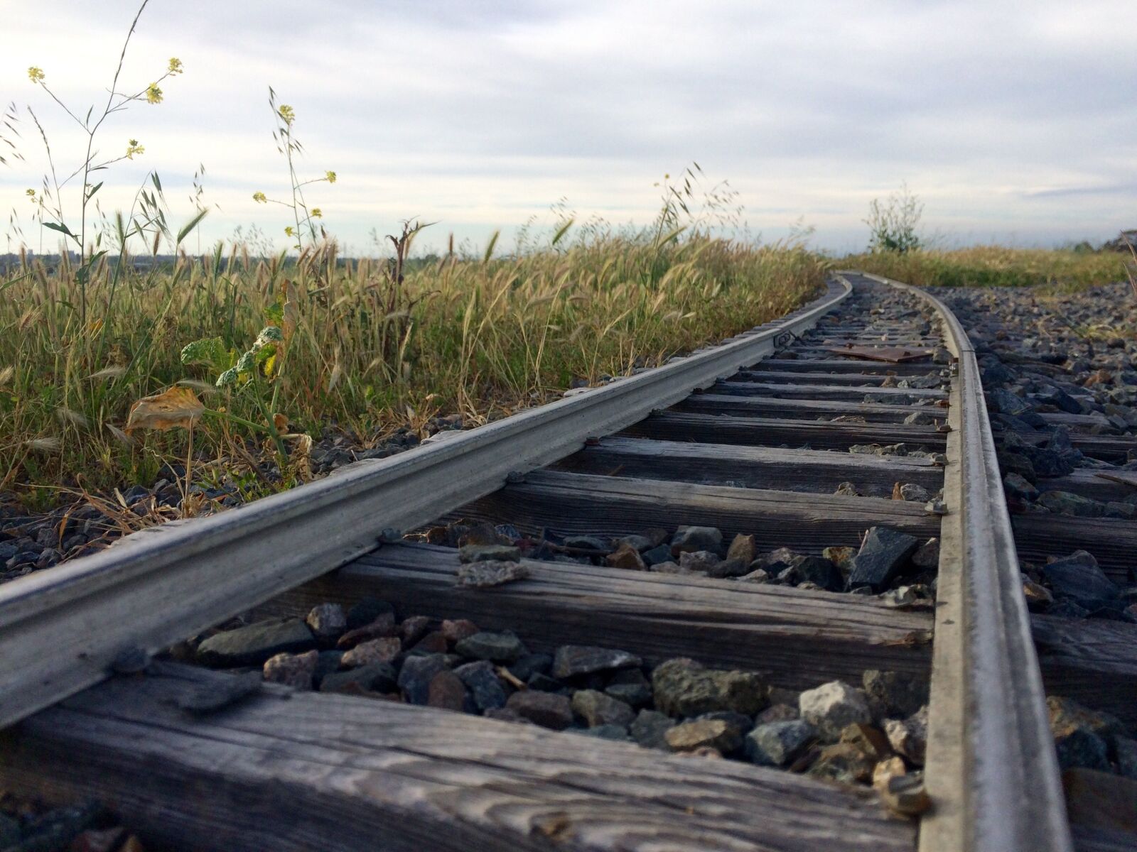 Apple iPhone 5s sample photo. Railroad, rural, rail photography