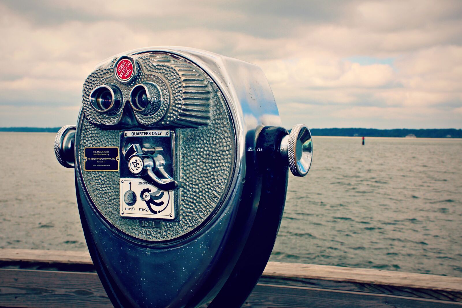 Canon EOS 650D (EOS Rebel T4i / EOS Kiss X6i) sample photo. Coin, operated, binoculars photography