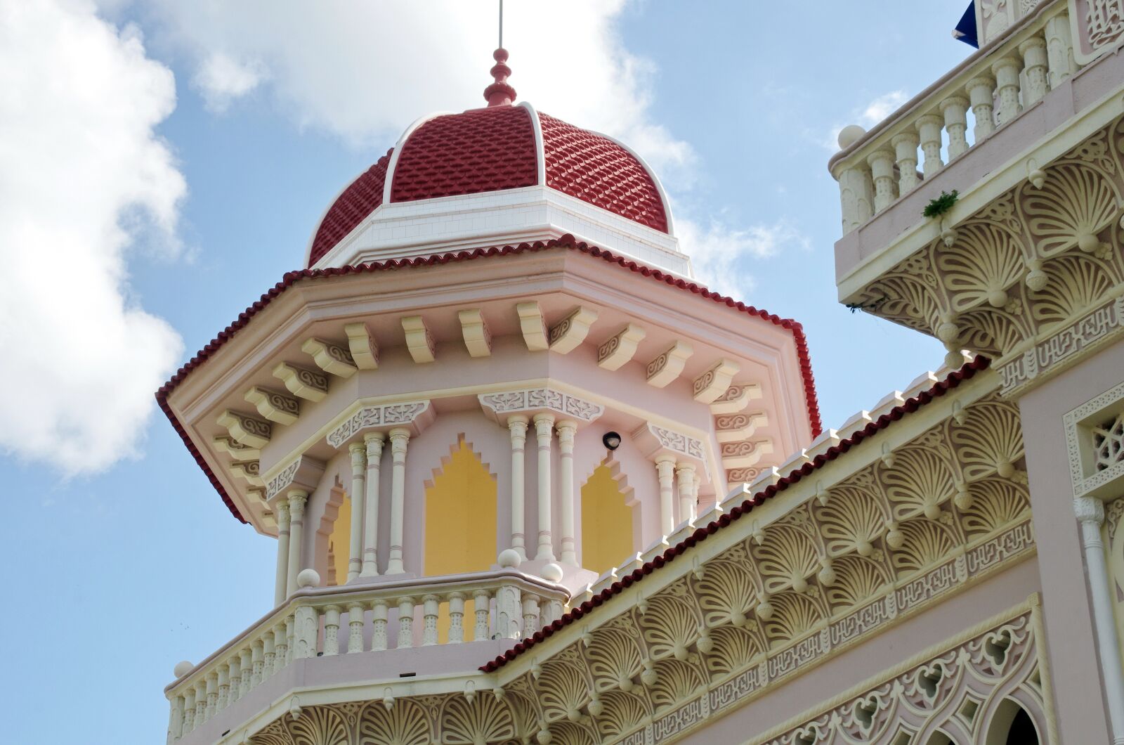 Pentax K-5 sample photo. Cienfuegos, residence, pavilion photography