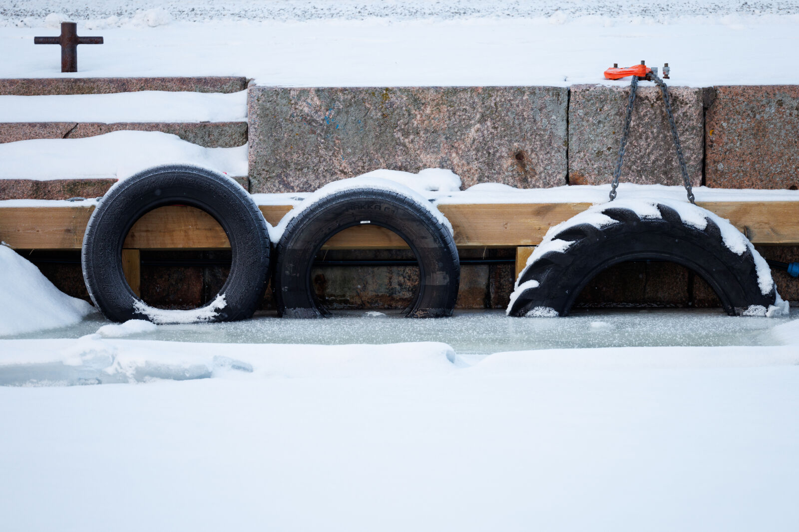Canon EOS R5 sample photo. Frozen tires photography