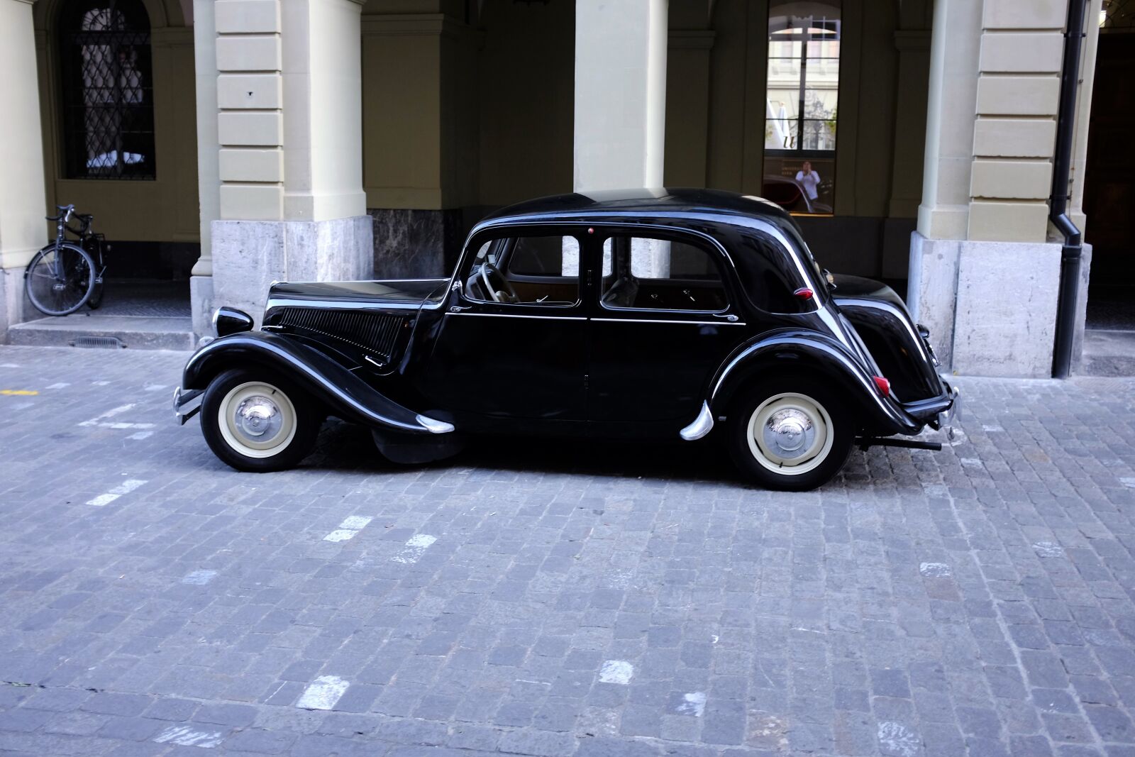 Fujifilm X100S sample photo. Auto, vehicle, transport system photography