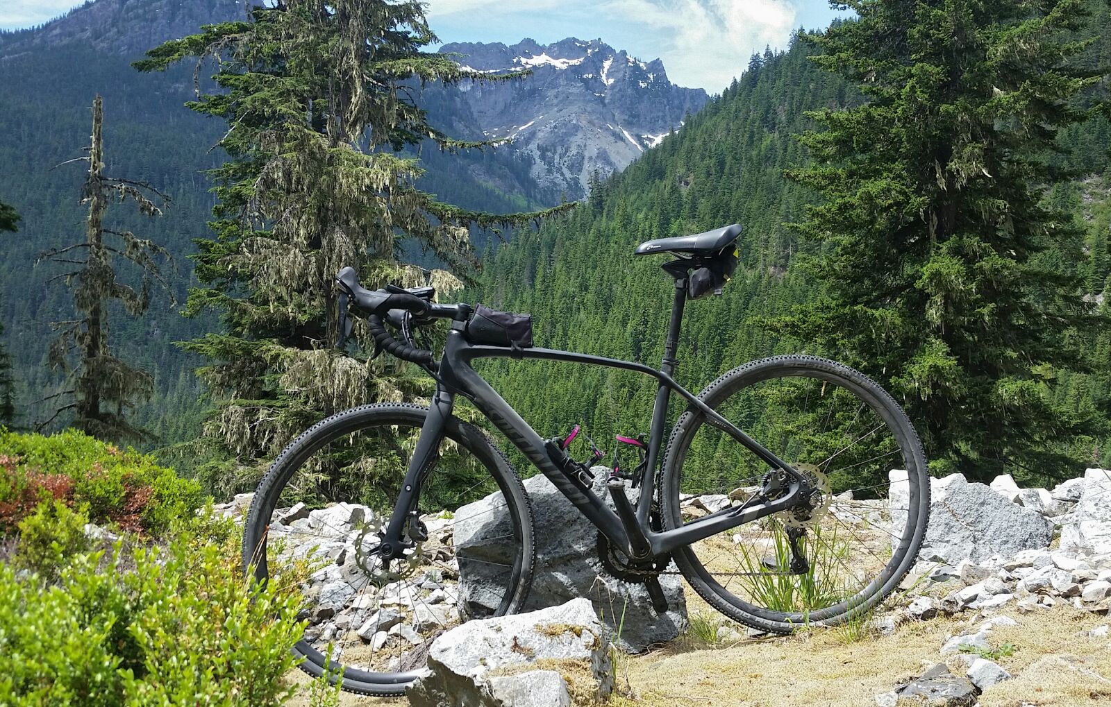 Samsung Galaxy S5 sample photo. Bike, hiking, mountains, wildlife photography