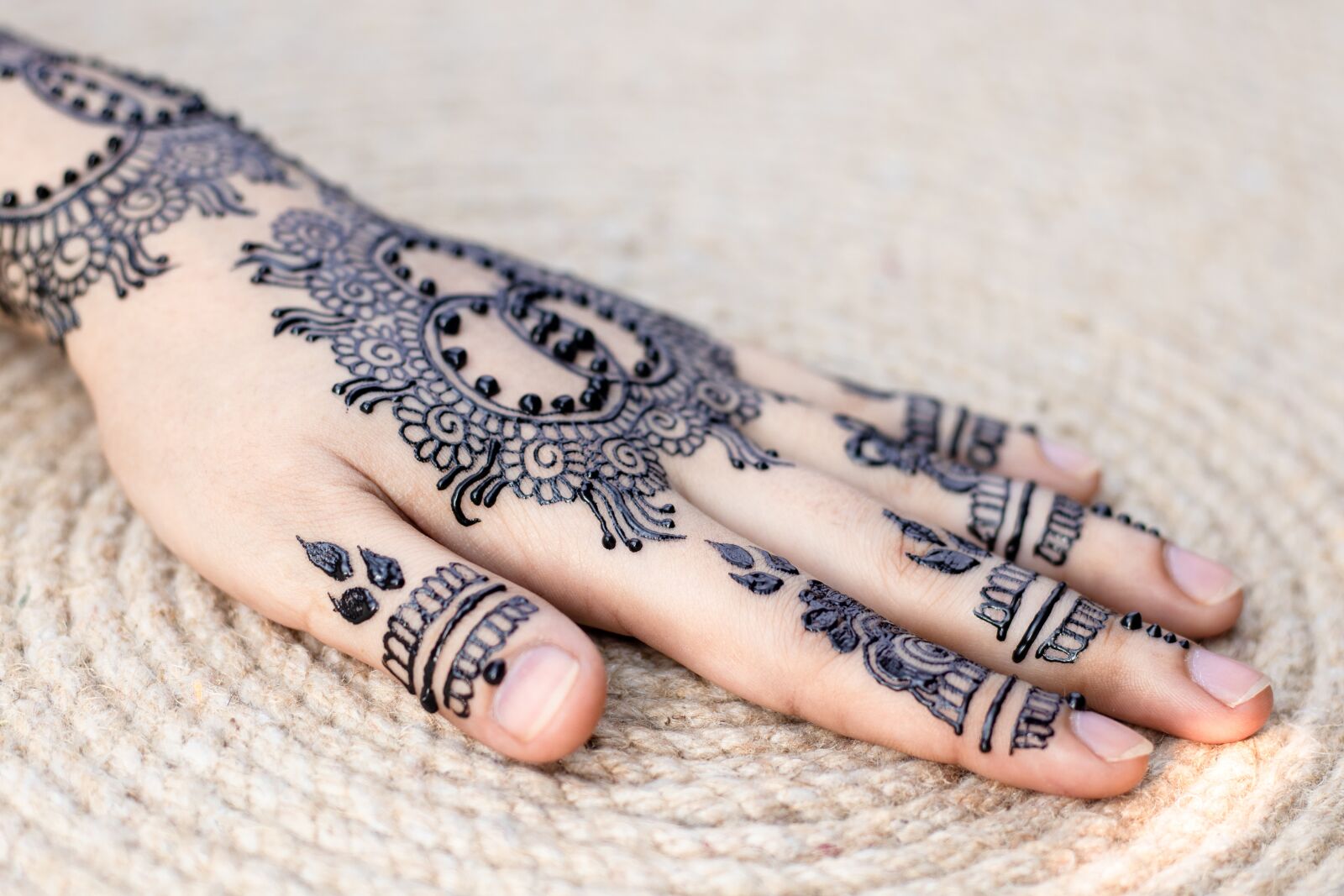 Canon EOS 80D sample photo. Mehndi design, mehndi, mehndi photography