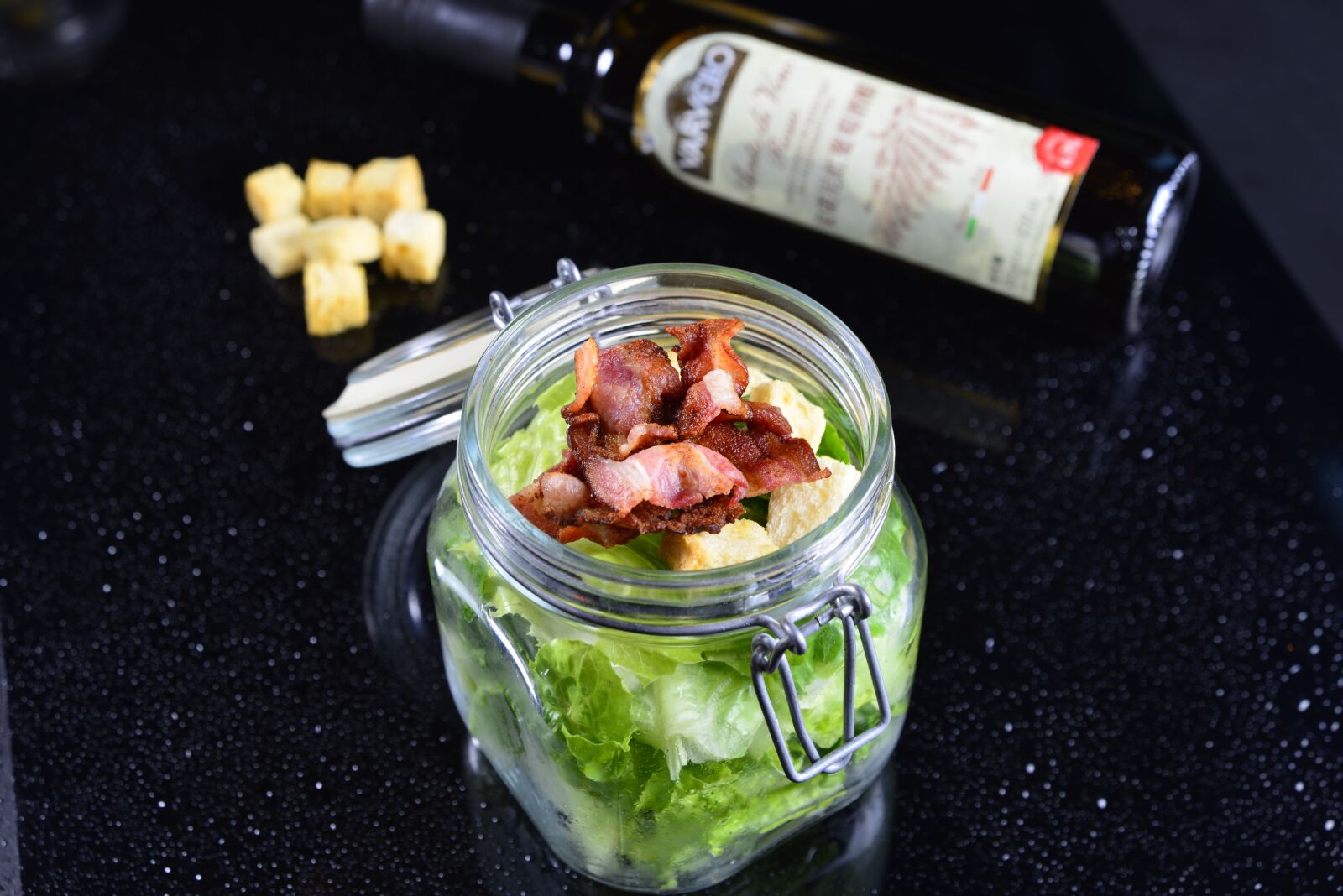 Nikon D800 sample photo. Salad, happy hour, lobby photography