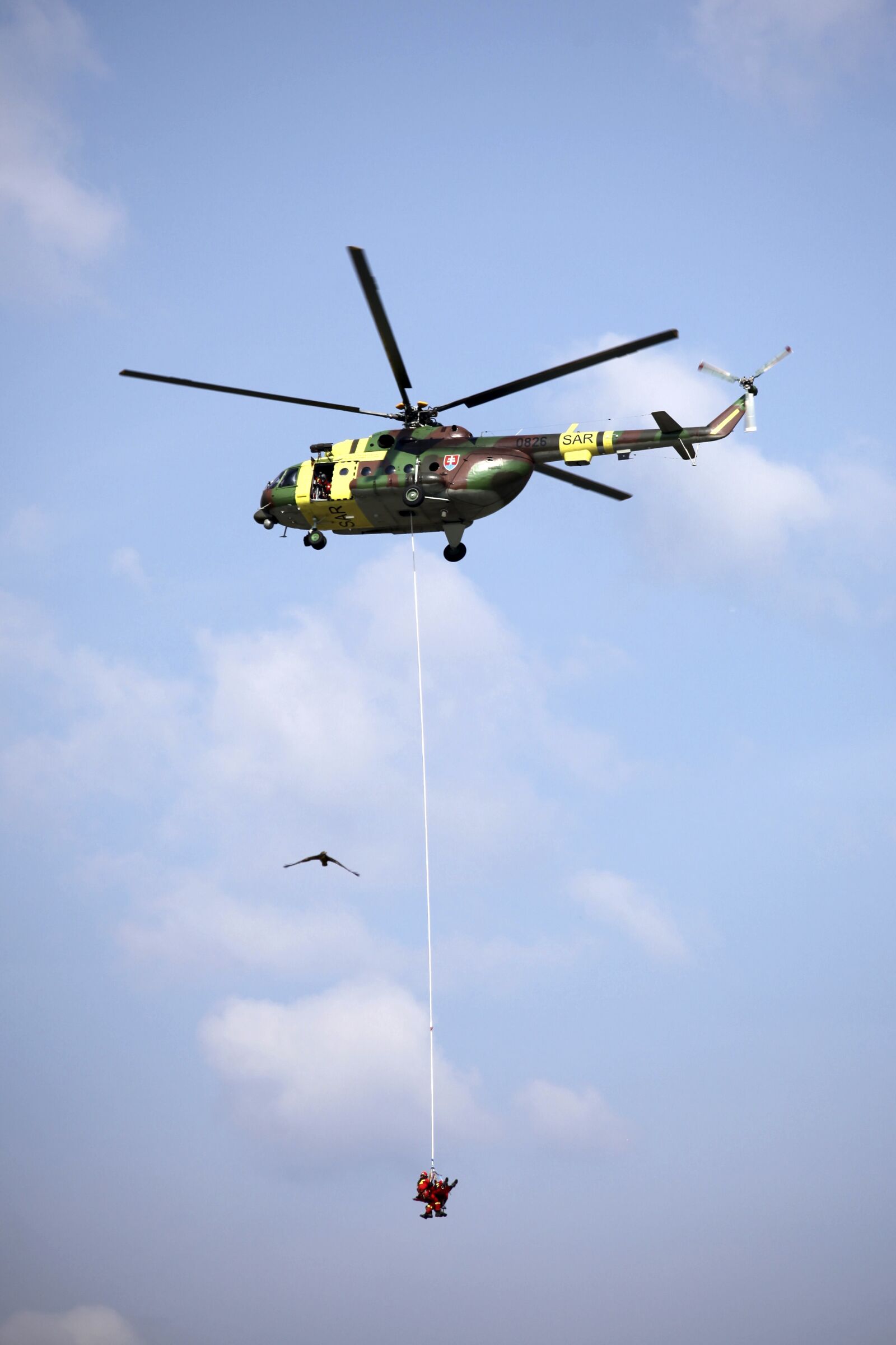 Canon EOS 5D Mark II sample photo. Helicopter, rope, load photography