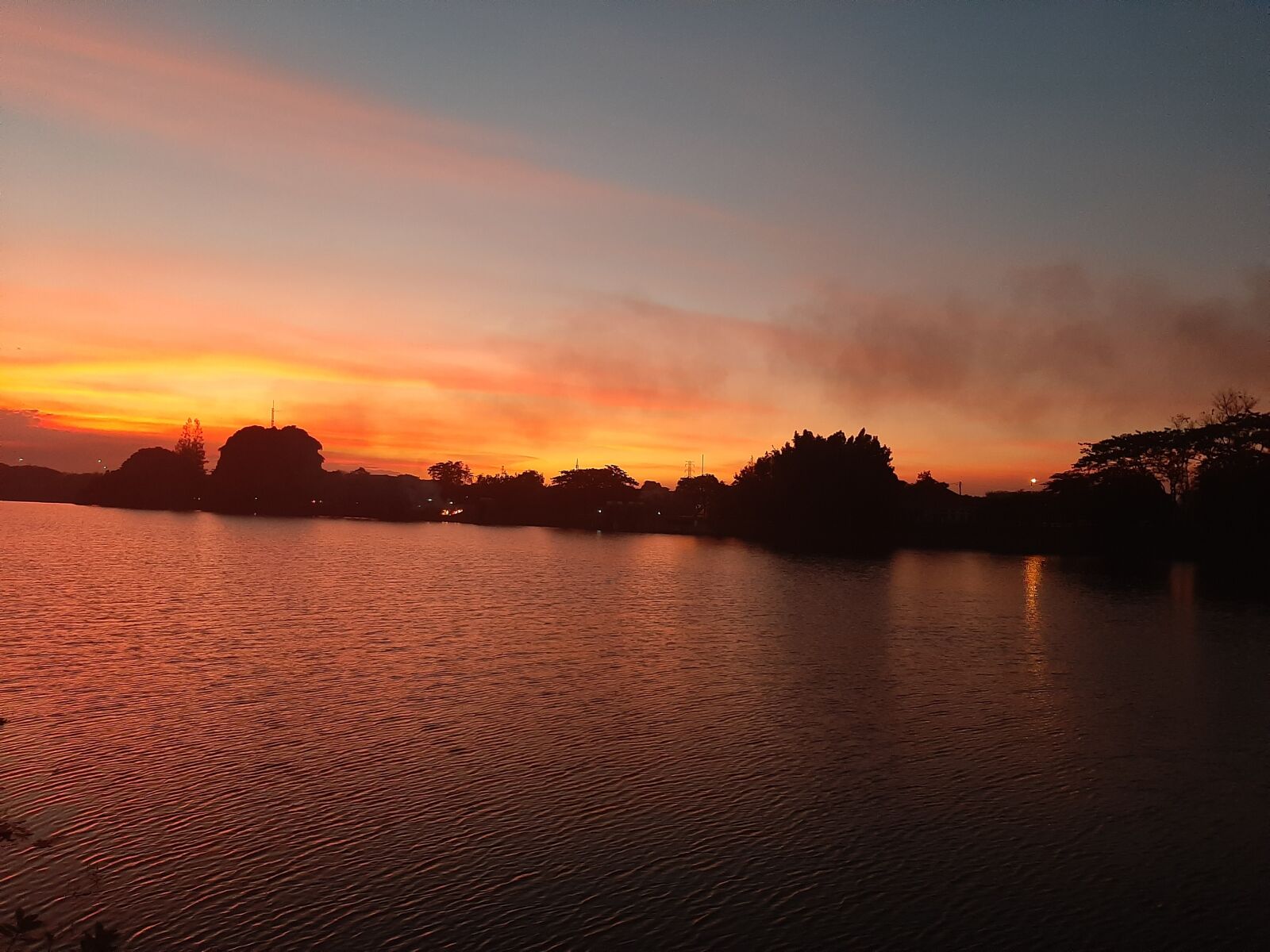 Samsung SM-A505F sample photo. Sunset, beach, landscape photography