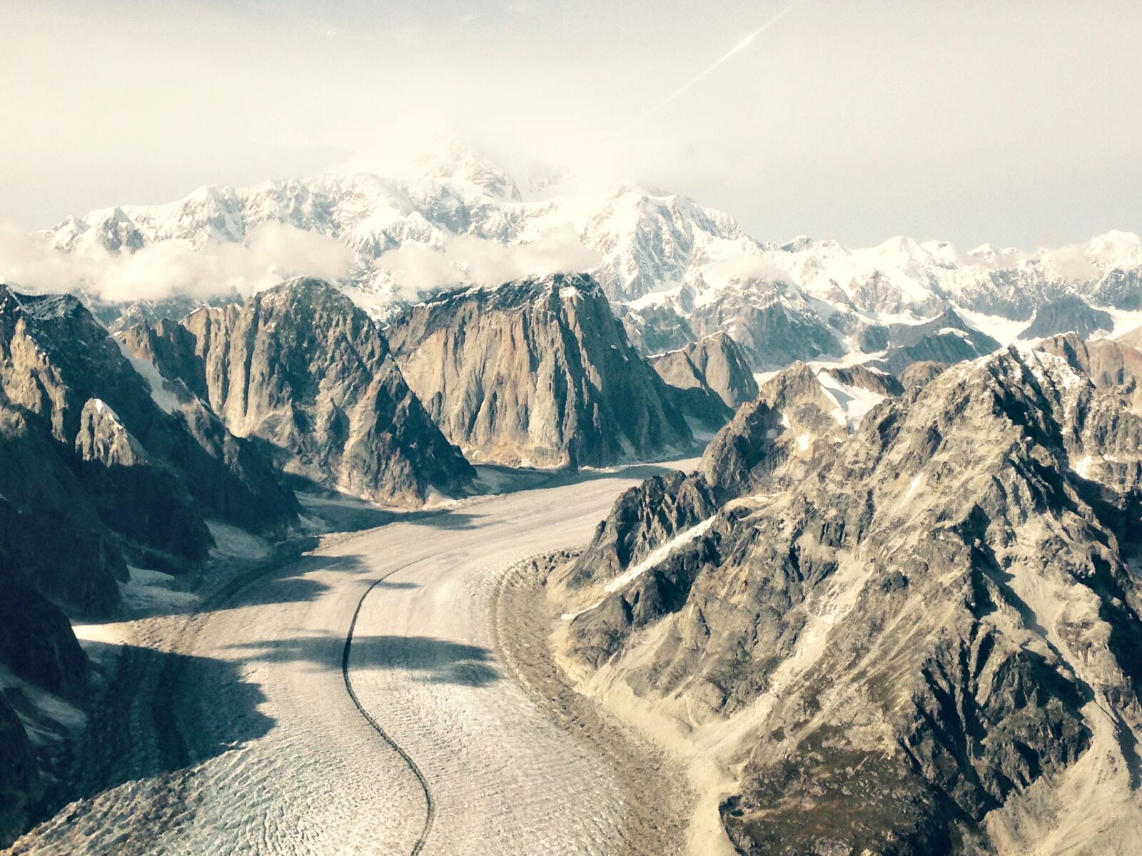 iPhone 5c back camera 4.12mm f/2.4 sample photo. Alaska, mountains, landscape photography